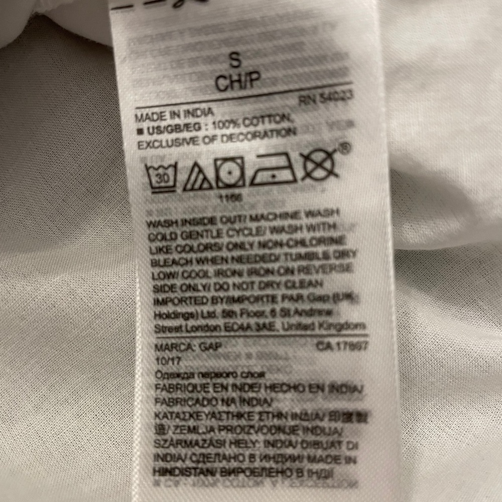 100% cotton white shirt with dramatic sleeve - Picture 7 of 9